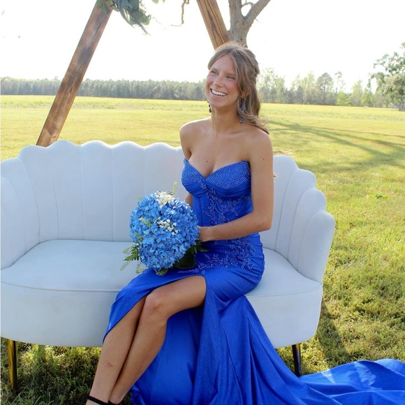 Prom/Homecoming dress - Picture 1 of 2